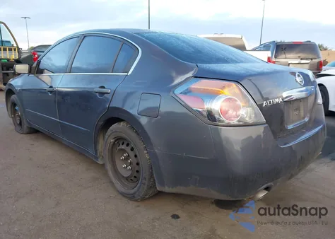 2010 Nissan Altima 2.5 z USA, uszkodzony, nr VIN 1N4AL2AP1AN531415